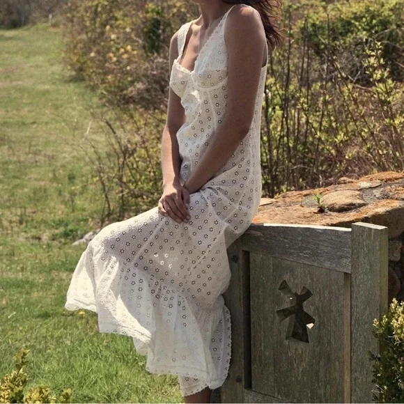 DOÊN Melaine Cotton Eyelet Dress in Salt - Small - Picture 1 of 9